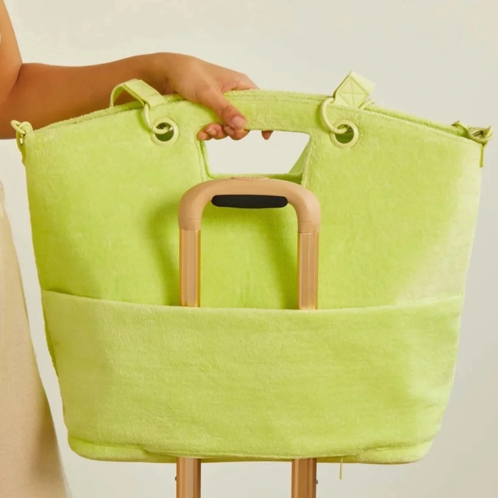 NWT BÉIS / Beis Citron Green Terry Tote Bag - Picture 9 of 13